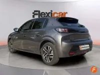 Usado Peugeot 208 Allure 101 CV (74 kW) 2022 Gris Utilitario
