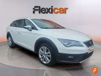 Usado Seat Leon ST 4Drive 150 CV (110 kW) 2018 Blanco Familiar