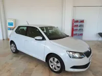 Usado Skoda Fabia Style 90 CV (66 kW) 2015 Blanco Utilitario