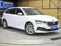 Usado Skoda Scala Active 90 CV (66 kW) 2022 Blanco Utilitario