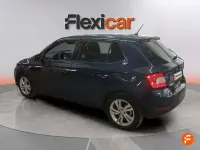 Usado Skoda Fabia Ambition 95 CV (69 kW) 2021 Azul Utilitario