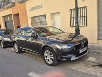 Begagnad Volvo V90 CC 190 HK (139 kW) 2019 Röd Kombi