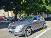 Usado Opel Astra Enjoy 100 CV (73 kW) 2007 Gris / plata Berlina