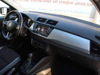 Usado Skoda Fabia Style 90 CV (66 kW) 2016 Blanco Utilitario
