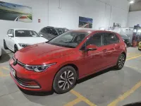 Usado VW Golf VIII 115 CV (84 kW) 2022 Granate Berlina