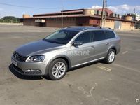 Usado VW Passat Alltrack 140 CV (102 kW) 2013 Gris / plata Familiar
