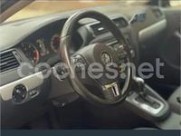 Begagnad VW Jetta Advance 105 HK (77 kW) 2011 Blå Sedan