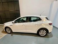 Usado Renault Mégane IV Business 115 CV (84 kW) 2021 Blanco Berlina