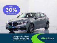 Usado BMW 118 Sport Line 136 CV (100 kW) 2023 Plateado Utilitario