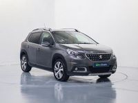 Usado Peugeot 2008 Allure 130 CV (95 kW) 2019 Gris / plata SUV