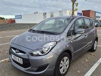 Usado Hyundai ix20 90 CV (66 kW) 2015 Gris / plata Utilitario
