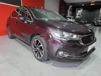 Usado DS Automobiles DS4 Style 120 CV (88 kW) 2015 Granate Berlina