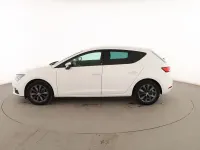 Usado Seat Leon Style 115 CV (84 kW) 2019 Blanco Berlina