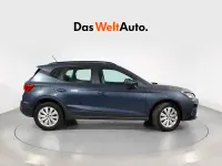 Usado Seat Arona Reference 95 CV (69 kW) 2022 Gris SUV