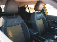 Usado Jeep Avenger Summit 100 CV (73 kW) 2023 Amarillo SUV