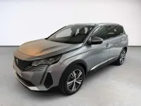 Usado Peugeot 5008 Allure 131 CV (96 kW) 2021 Gris SUV