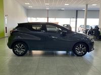 Usado Nissan Micra Tekna 92 CV (67 kW) 2022 Gris Utilitario
