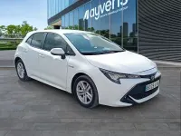 Usado Toyota Corolla Active 122 CV (89 kW) 2021 Blanco Berlina
