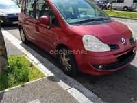 Usado Renault Grand Modus Authentique 85 CV (62 kW) 2009 Granate Monovolumen