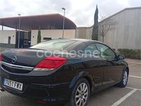 Usado Opel Astra Cabriolet Enjoy 105 CV (77 kW) 2007 Negro Descapotable
