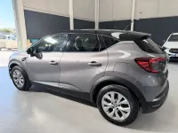 Usado Renault Captur Zen 160 CV (117 kW) 2022 Gris / plata SUV