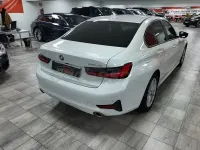 Usado BMW 330e Luxury Line 292 CV (214 kW) 2020 Blanco Berlina