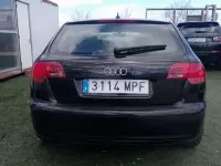 Usado Audi A3 Sportback Attraction 105 CV (77 kW) 2006 Negro Utilitario