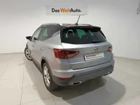 Usado Seat Arona FR 150 CV (110 kW) 2023 Gris / plata SUV