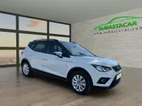 Usado Seat Arona Style 110 CV (80 kW) 2021 Blanco SUV