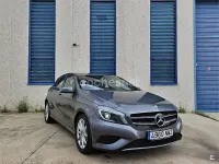 Usado Mercedes A180 Style 122 CV (89 kW) 2014 Gris / plata Berlina
