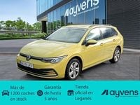 Usado VW Golf VIII Life 116 CV (85 kW) 2021 Amarillo Familiar