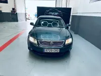 Usado VW Phaeton 241 CV (177 kW) 2004 Gris / plata Berlina