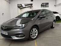 Usado Opel Astra Elegance 131 CV (96 kW) 2022 Gris Utilitario