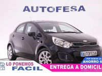 Usado Kia Rio Active 84 CV (61 kW) 2013 Negro Berlina