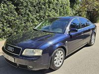 Usado Audi A6 170 CV (125 kW) 2003 Azul Berlina