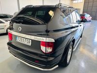 Usado Ssangyong (KGM) Kyron Limited 141 CV (103 kW) 2006 Negro SUV
