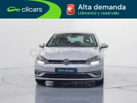 Usado VW Golf Sportsvan Advance 125 CV (91 kW) 2017 Blanco Monovolumen