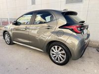 Usado Toyota Yaris Hybrid Style 116 CV (85 kW) 2024 Marrón Berlina