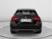 Usado Mercedes A180 136 CV (100 kW) 2023 Negro Berlina