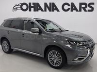 Usado Mitsubishi Outlander P-HEV 224 CV (164 kW) 2020 Gris / plata SUV