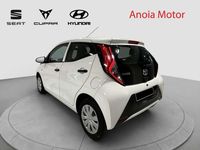 Usado Toyota Aygo X-play 72 CV (52 kW) 2019 Blanco Utilitario