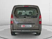 Usado Citroën Berlingo Feel 110 CV (80 kW) 2017 Marrón Monovolumen