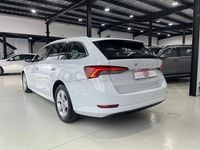 Brugt Skoda Octavia Ambition 110 HK (80 kW) 2021 Hvid Stationcar