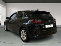Usado Kia Ceed 120 CV (88 kW) 2023 Negro Utilitario