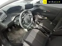 Usado Peugeot 208 Active 100 CV (73 kW) 2022 Blanco Utilitario