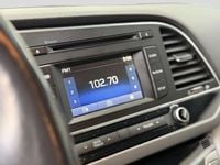 Usado Hyundai Elantra 128 CV (94 kW) 2017 Gris Berlina