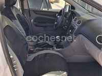 Usado Ford Focus Titanium 109 CV (80 kW) 2010 Blanco Berlina