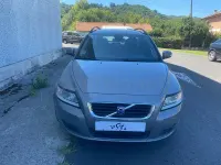 Usado Volvo V50 Momentum 136 CV (100 kW) 2009 Gris / plata Familiar