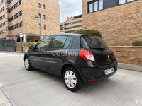 Usado Renault Clio II Authentique 75 CV (55 kW) 2010 Negro Berlina