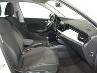 Usado Skoda Kamiq Ambition 110 CV (80 kW) 2022 Blanco SUV